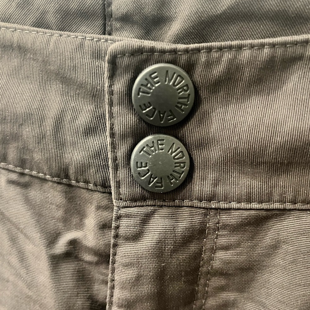 The North Face Women’s Gray Zip-Off Durable Outdoor Essential Pants | Size 10 - Picture 5 of 11